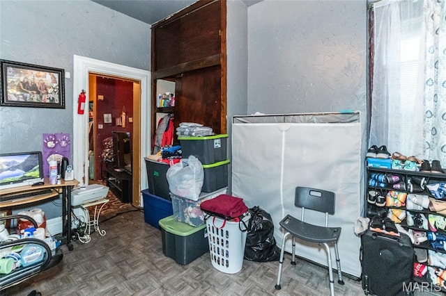 1412 Bremen Ave, Saint Louis, MO 63107 - misc room with a textured wall