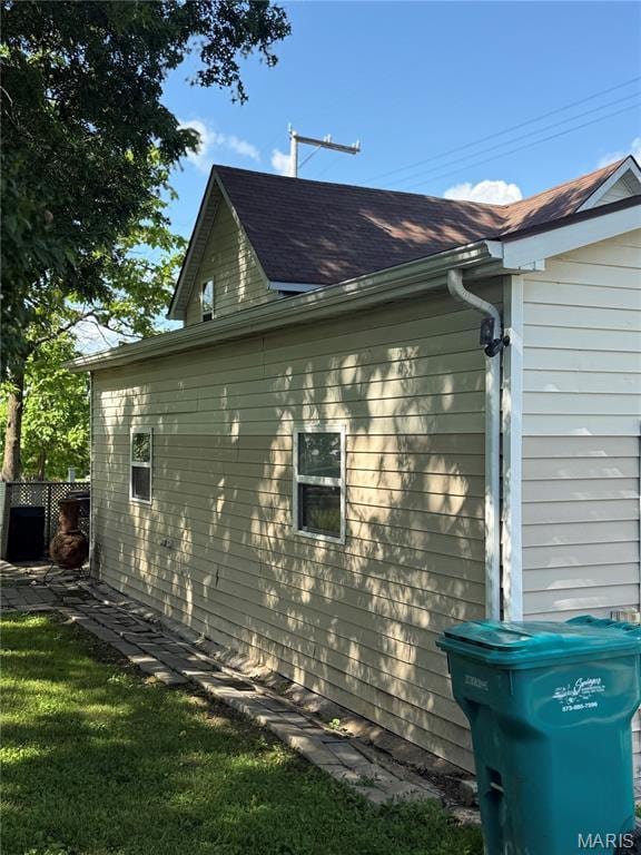 32 E 4th St, Gerald, MO 63037 - view of home's exterior featuring a shingled roof