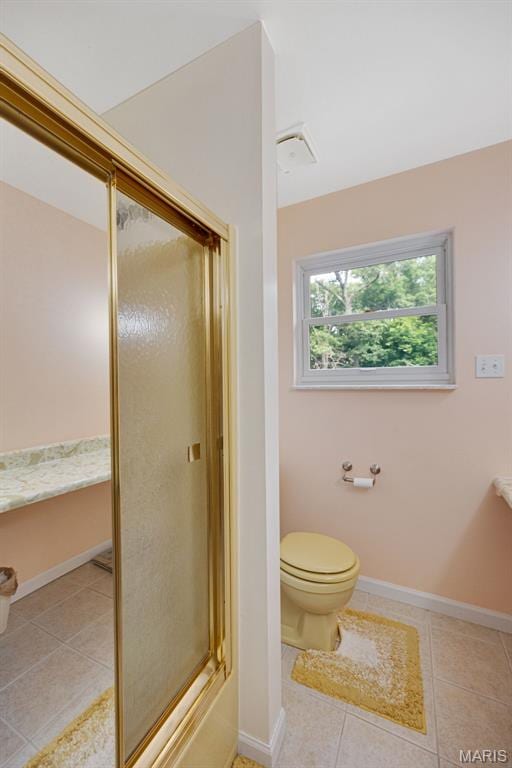 6235 Meadowlark Ln, Troy, MO 63379 - bathroom with tile patterned flooring
