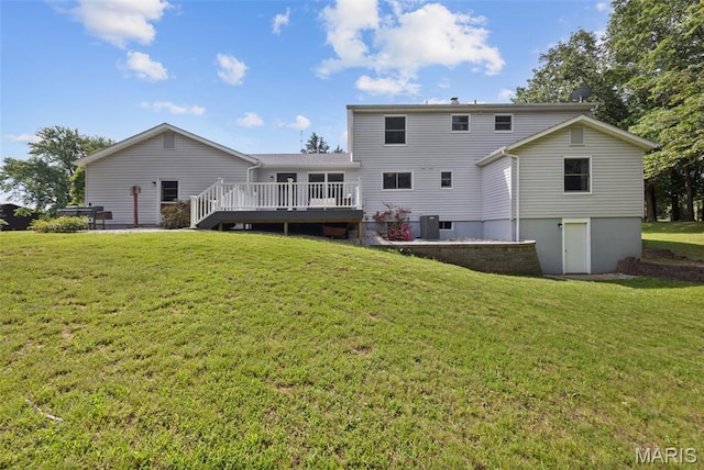 6235 Meadowlark Ln, Troy, MO 63379 - back of house featuring a wooden deck and a yard