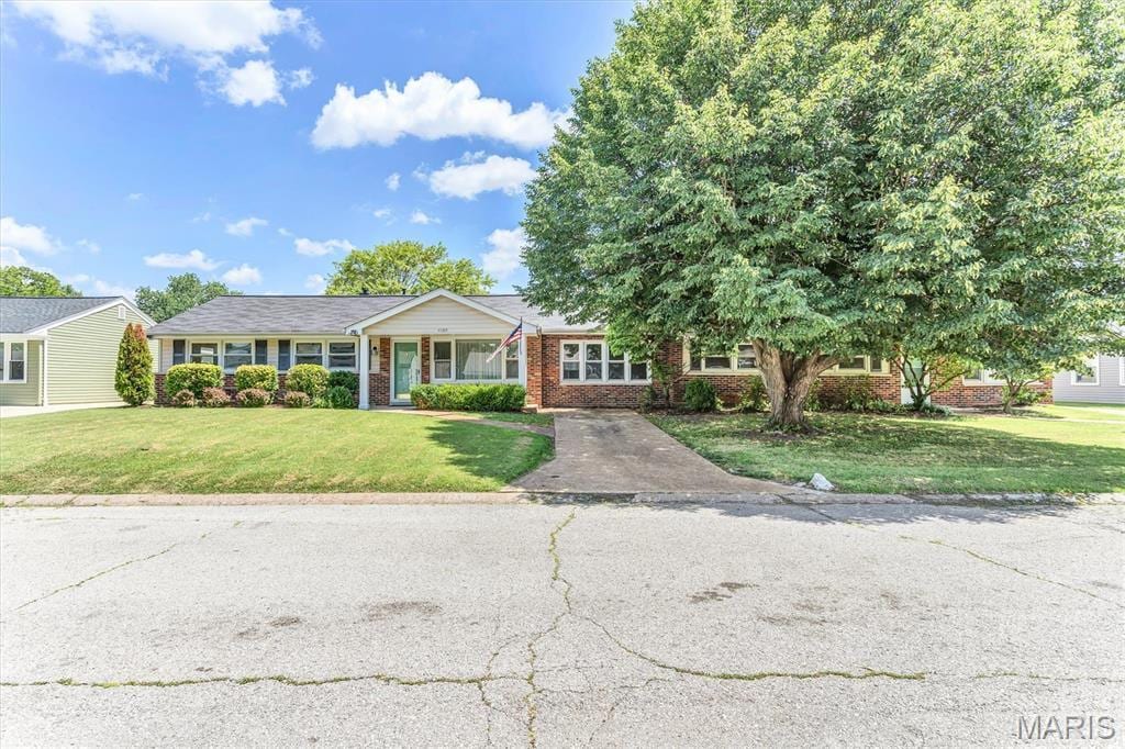 4123 Poepping, Saint Louis, MO 63123 - photo 1