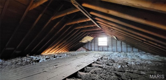 5464 Lindenwood Ave, Saint Louis, MO 63109 - view of unfinished attic