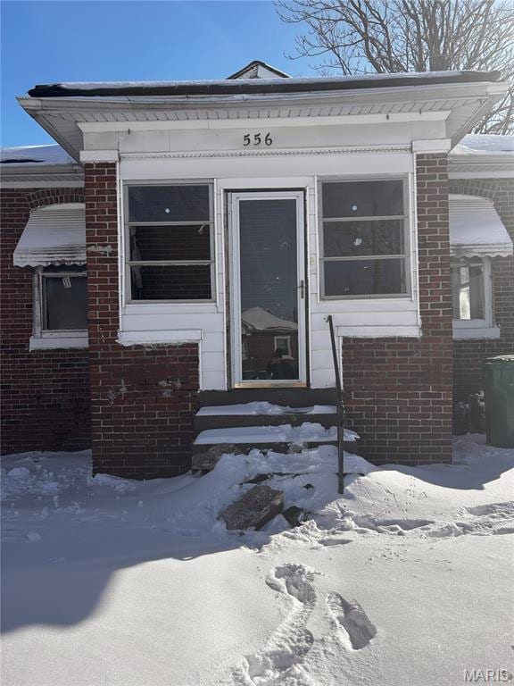 556 Wimmer Pl E, St Louis, IL 62205 - photo 2