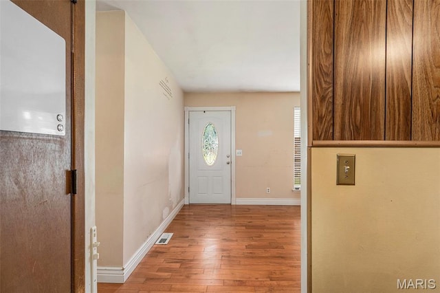 1483 Noche Ct, Fenton, MO 63026 - foyer featuring hardwood / wood-style flooring and baseboards