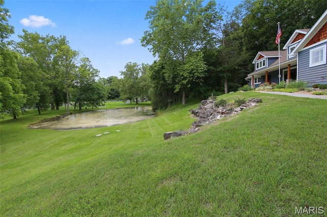 727 Madison Vly, Wildwood, MO 63005 - view of green lawn