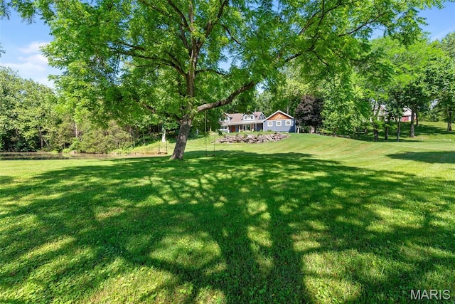 727 Madison Vly, Wildwood, MO 63005 - view of grassy yard