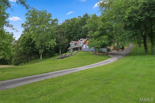 727 Madison Vly, Wildwood, MO 63005 - view of front of property featuring driveway and a front lawn