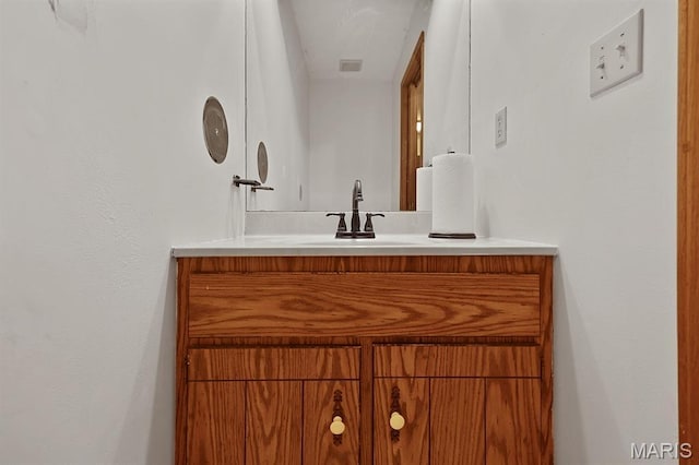 3722 Candlewyck Club Dr D, Unit D, MO 63034 - bathroom featuring vanity