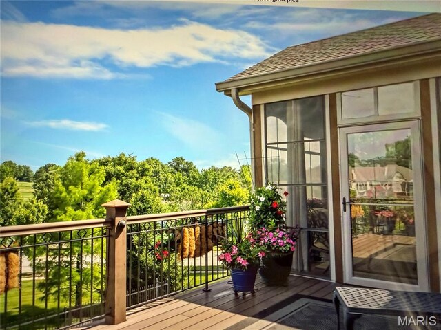 259 Meadowbrook Country Club Est, Ballwin, MO 63011 - view of wooden terrace