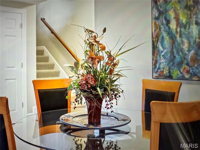 259 Meadowbrook Country Club Est, Ballwin, MO 63011 - dining room with stairway