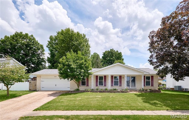 440 Hunters Rdg, Saint Charles, MO 63301 - photo 1