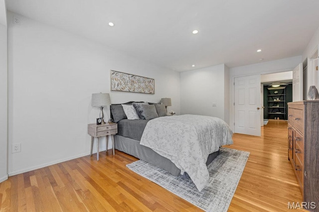 510 Wetherby Terrace Dr, Ballwin, MO 63021 - bedroom featuring light wood-style floors and recessed lighting