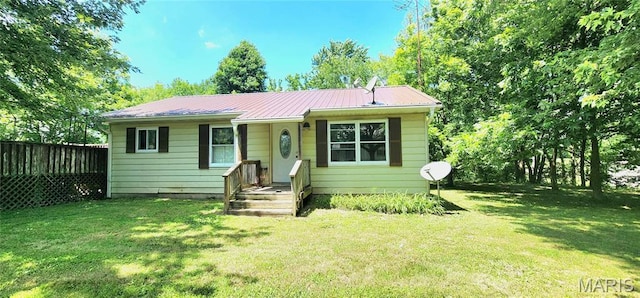 8739 Shawneetown Trl, Chester, IL 62233 - view of front facade featuring a metal roof