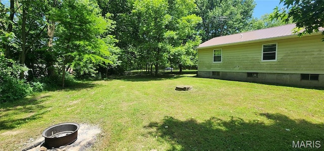 8739 Shawneetown Trl, Chester, IL 62233 - view of green lawn