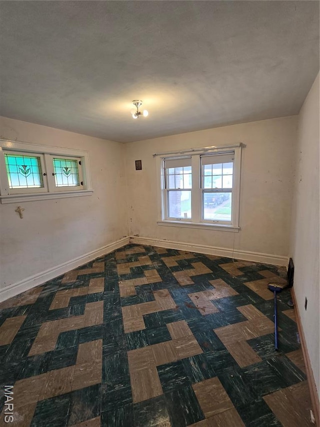 5425 Sunshine, Saint Louis, MO 63109 - empty room with plenty of natural light