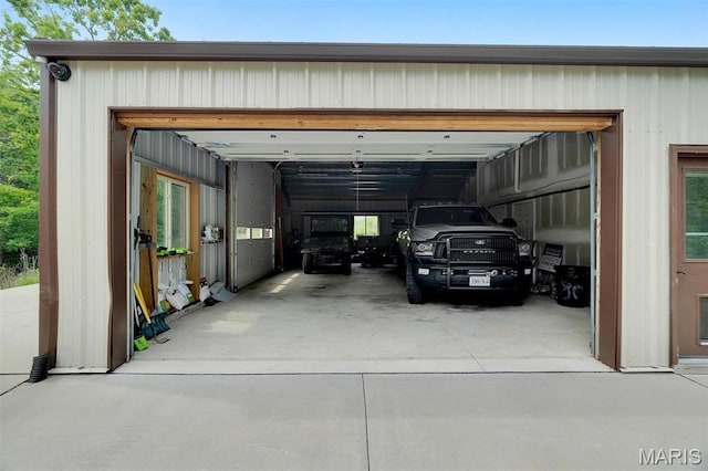 3204 Westwood Rd, Saint Clair, MO 63077 - garage with concrete driveway