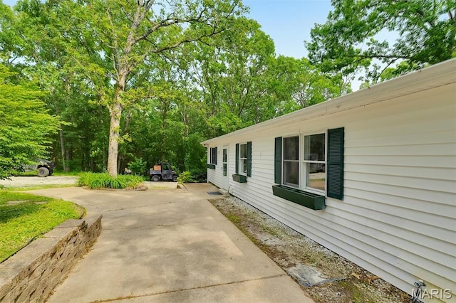 3080 Westwood Rd, Saint Clair, MO 63077 - view of property exterior featuring a patio area