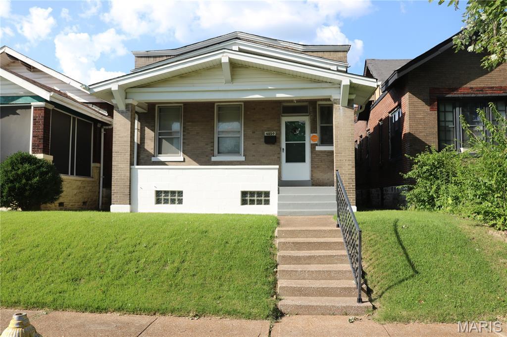 4859 Sacramento Ave, Saint Louis, MO 63115 - photo 1