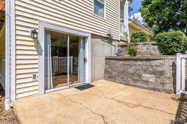 1905 King Arthur Ct, Maryland Heights Township, MO 63146 - view of patio / terrace