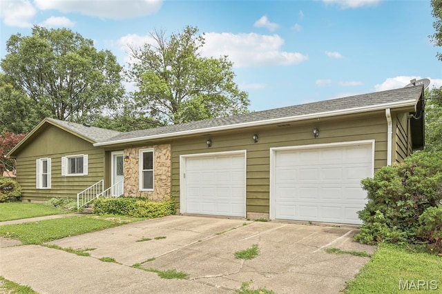 704 N Jackson St, Litchfield, IL 62056 - photo 2