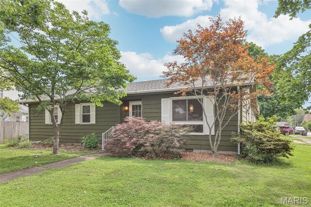 704 N Jackson St, Litchfield, IL 62056 - photo 4