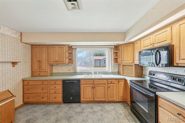 704 N Jackson St, Litchfield, IL 62056 - photo 13