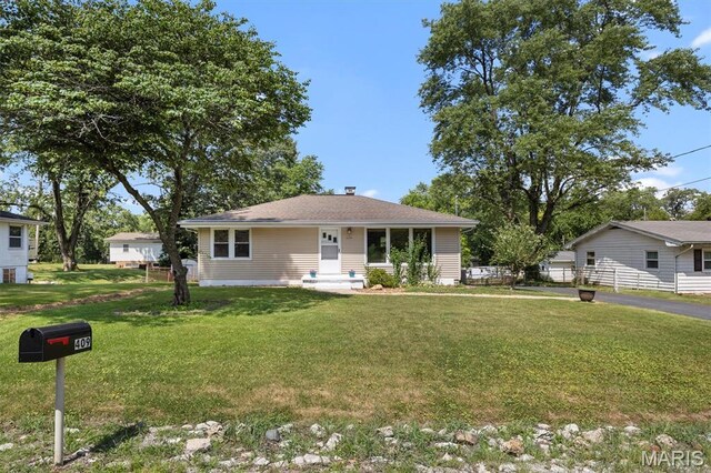 409 Edgewood Dr, Belleville, IL 62223 - photo 1