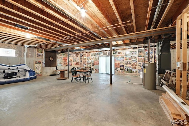 92 Lake Front Pt, Perryville, MO 63775 - unfinished below grade area with water heater