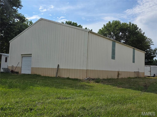 402 Il Route 143, Pocahontas, IL 62275 - view of home's exterior with a detached garage