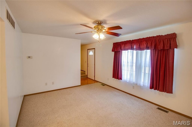 2933 Forest Dr, Alton, IL 62002 - unfurnished room featuring carpet floors and a ceiling fan