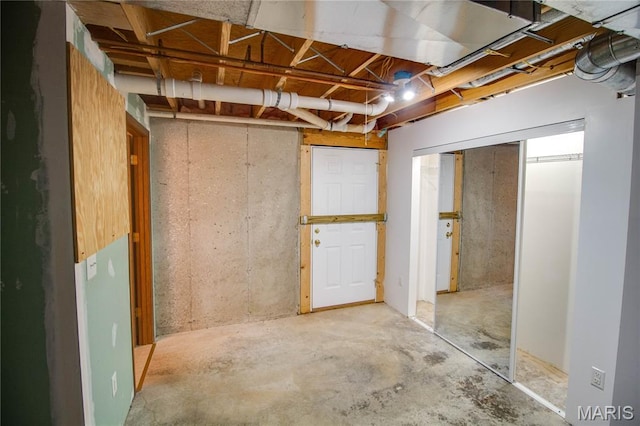 2933 Forest Dr, Alton, IL 62002 - view of unfinished basement