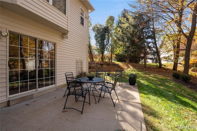 1209 Kiefer Springs Ct, Ballwin, MO 63021