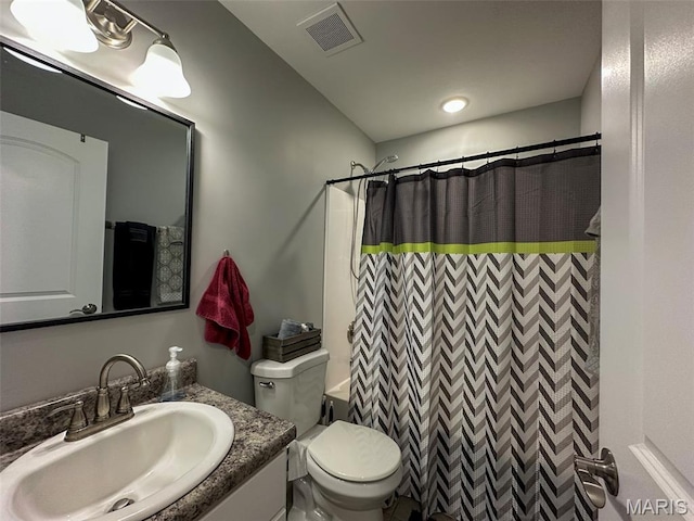326 Apple Park Way, Poplar Bluff, MO 63901 - bathroom with vanity and a shower with curtain