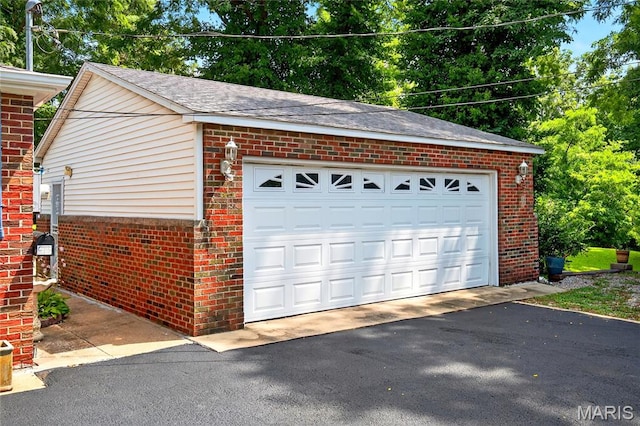 351 N 66th St, Belleville, IL 62223 - view of detached garage