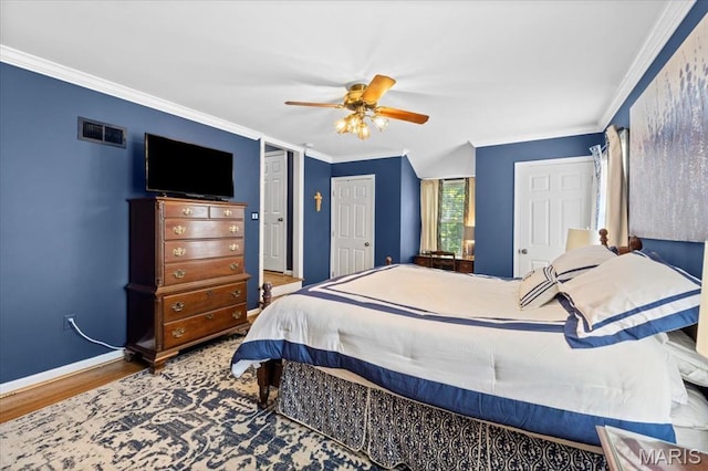 1843 Manor Hill Rd, Saint Louis, MO 63131 - bedroom with wood finished floors, ornamental molding, and ceiling fan