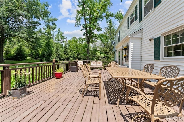 1843 Manor Hill Rd, Saint Louis, MO 63131 - wooden terrace featuring outdoor dining space