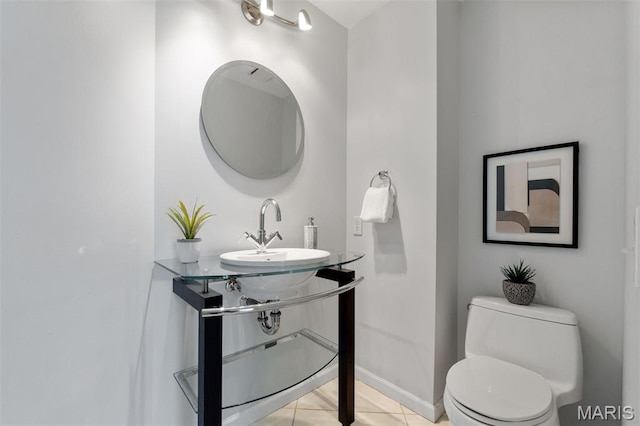15747 Cedarmill Dr, Chesterfield, MO 63017 - half bath featuring a sink and toilet