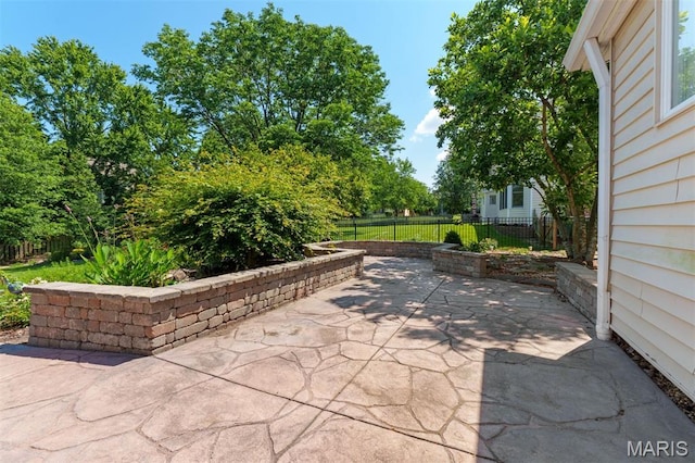 15747 Cedarmill Dr, Chesterfield, MO 63017 - view of patio