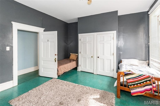 3815 N 20th St, Saint Louis, MO 63107 - bedroom featuring baseboards