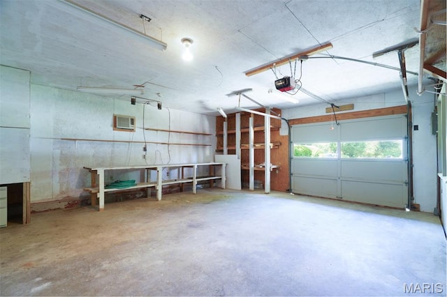 517 E 2nd St, Rolla, MO 65401 - garage with a garage door opener