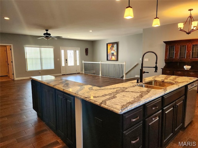 9339 Prairie Ridge Rd, Walsh, IL 62297 - kitchen with ceiling fan, a kitchen island with sink, dishwasher, recessed lighting, and dark wood finished floors