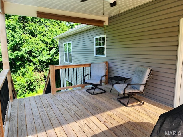9339 Prairie Ridge Rd, Walsh, IL 62297 - wooden terrace featuring a ceiling fan