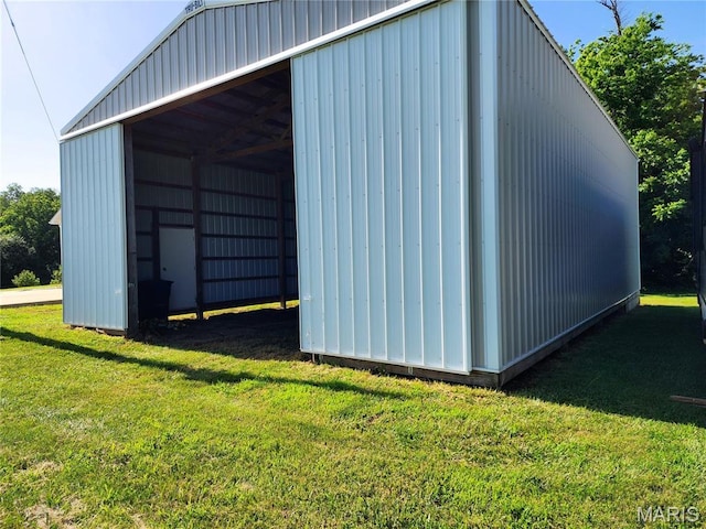 9339 Prairie Ridge Rd, Walsh, IL 62297 - view of pole building with a lawn