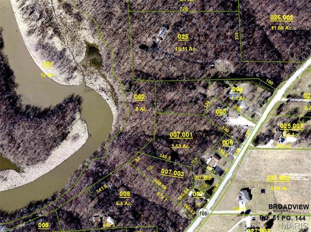 4303 State Route 160, Highland, IL 62249 - aerial overview of property's location with property parcel outlined