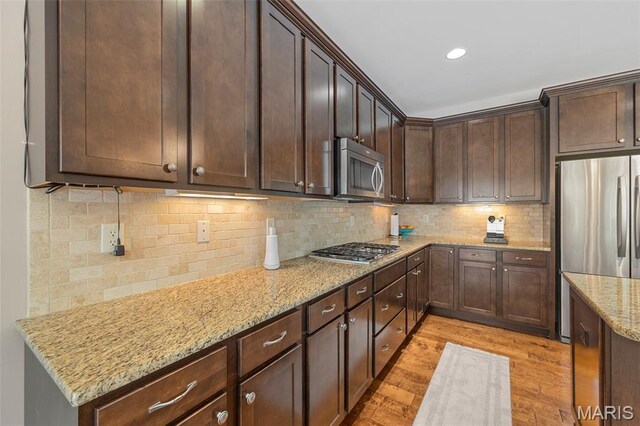 205 Wyndharbor Ct, Wentzville, MO 63385 - photo 12