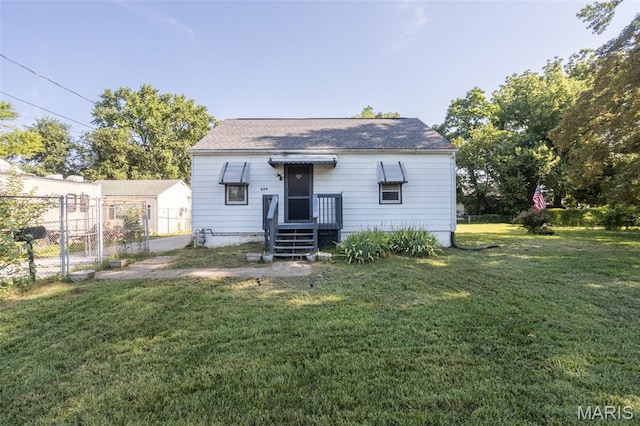 229 W 4th St, Centreville, IL 62206 - photo 2