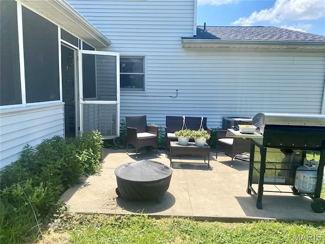 840 Delta Pine Ln, Sikeston, MO 63801 - view of patio / terrace with outdoor lounge area