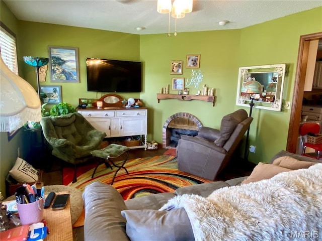 840 Delta Pine Ln, Sikeston, MO 63801 - living room featuring a ceiling fan