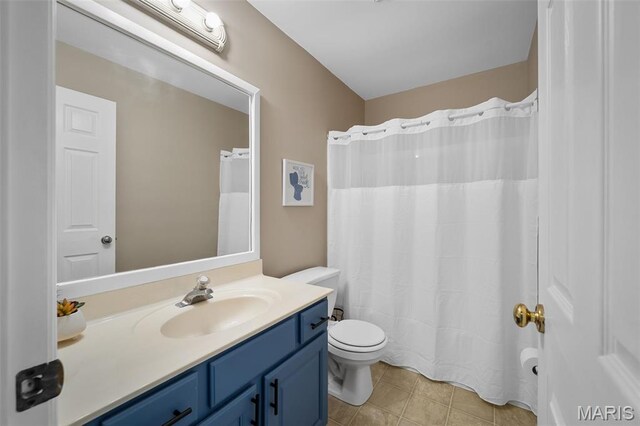 1404 Summerpoint Ln, Fenton, MO 63026