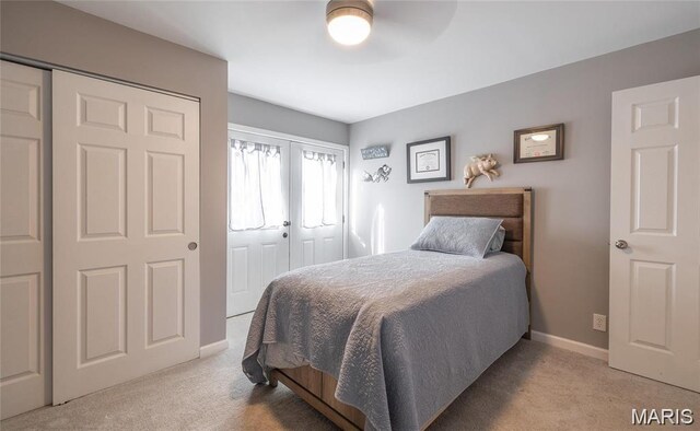 77 Indian Hills Dr, Cuba, MO 65453 - bedroom with carpet, a closet, and a ceiling fan
